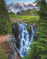 Крутой водопад в ущелье